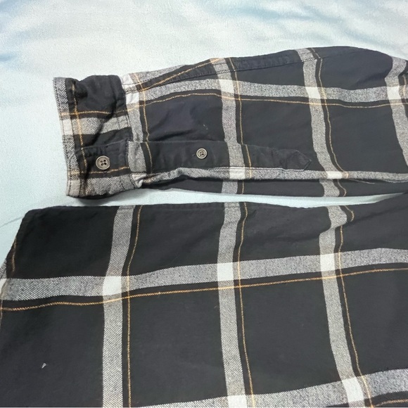 Timberland White and Blue navy Casual Button Down Shirt - Picture 7 of 8